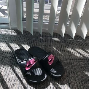 Nike slides
